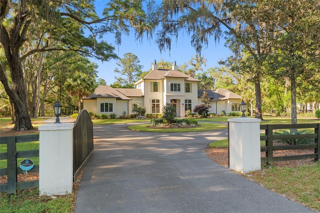 En Venta: $1,920,000 (3 camas, 4 baños, 4177 Pies cuadrados)