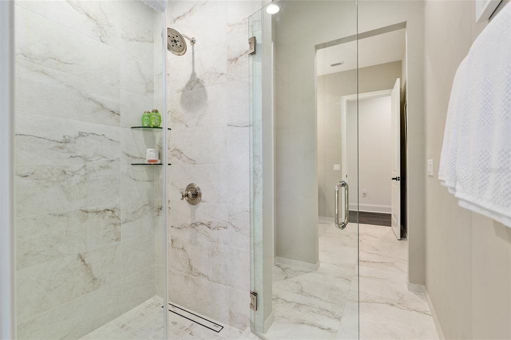 En Venta: $1,920,000 (3 camas, 4 baños, 4177 Pies cuadrados)