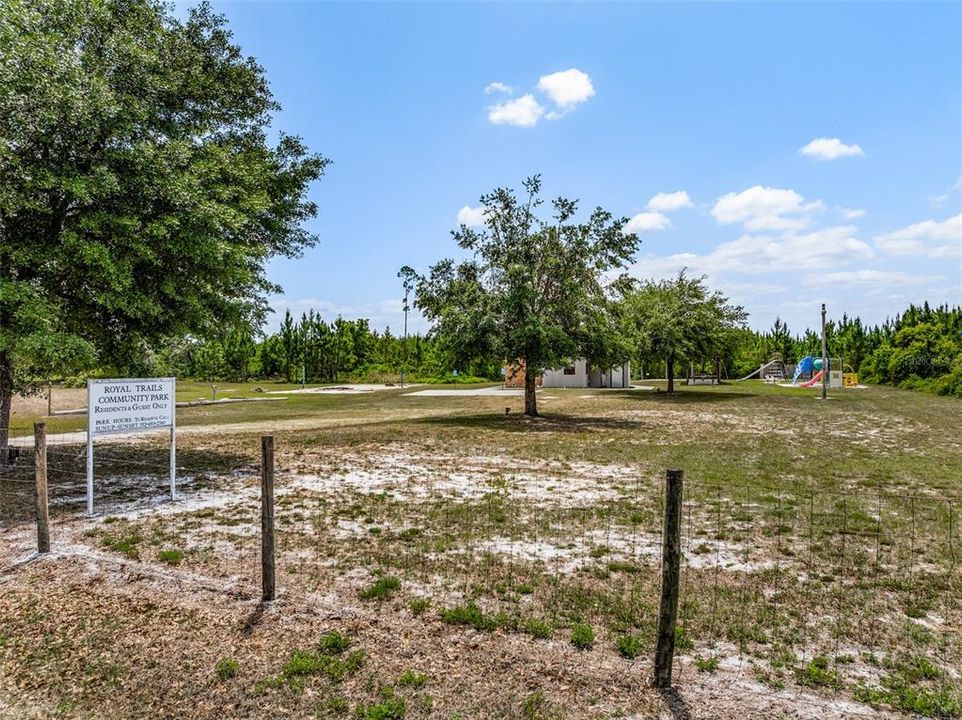 For Sale: $700,000 (4 beds, 3 baths, 2510 Square Feet)