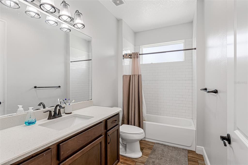 For Sale: $700,000 (4 beds, 3 baths, 2510 Square Feet)