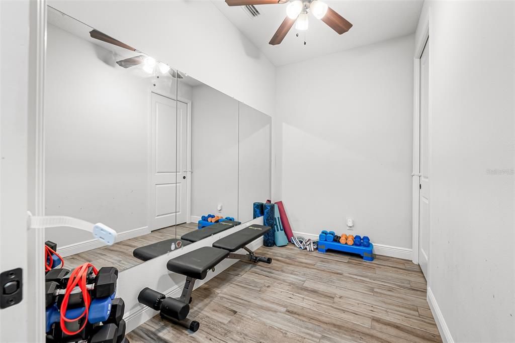 For Sale: $700,000 (4 beds, 3 baths, 2510 Square Feet)