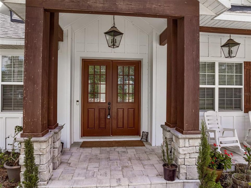 For Sale: $700,000 (4 beds, 3 baths, 2510 Square Feet)