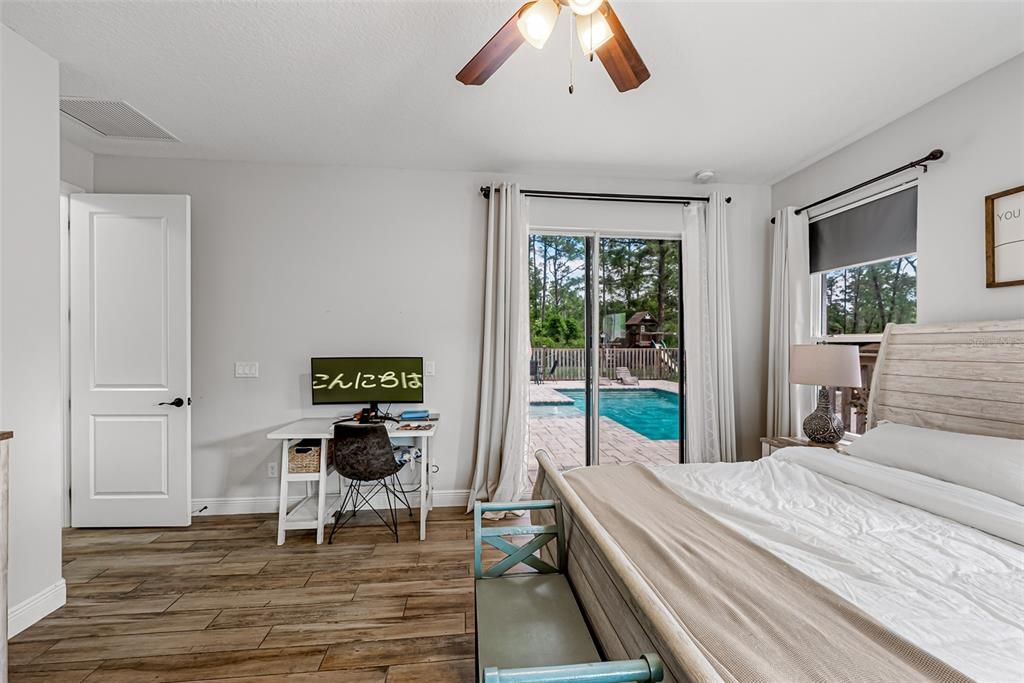 For Sale: $700,000 (4 beds, 3 baths, 2510 Square Feet)