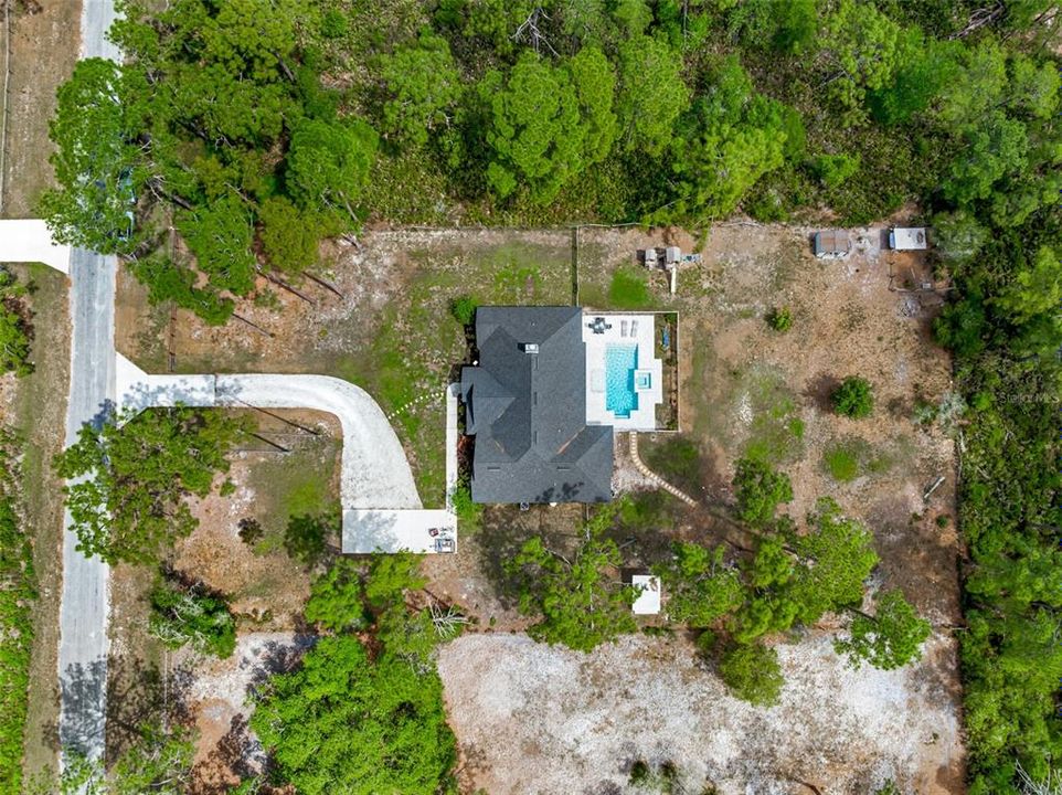 For Sale: $700,000 (4 beds, 3 baths, 2510 Square Feet)