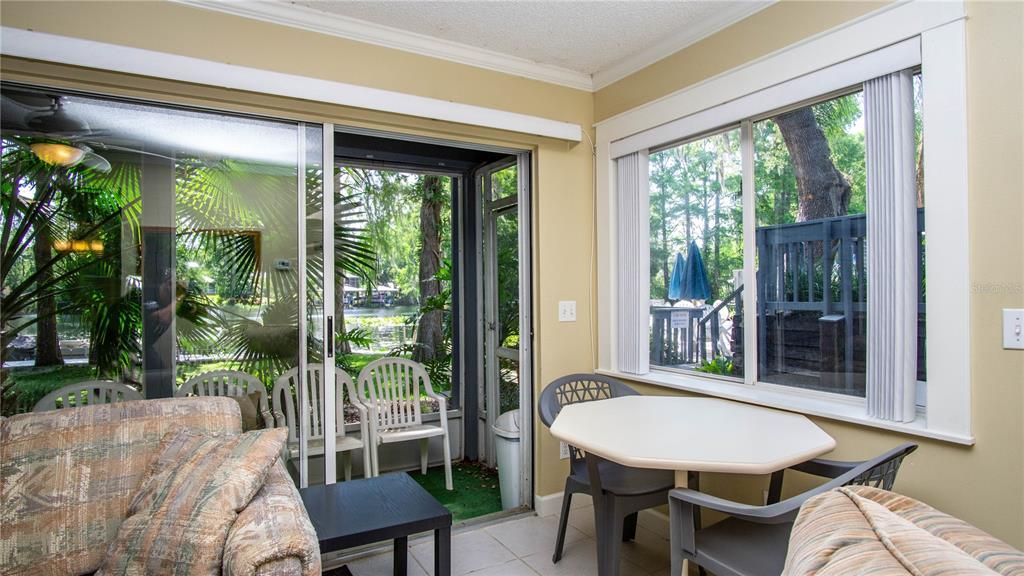 For Sale: $249,500 (1 beds, 1 baths, 480 Square Feet)