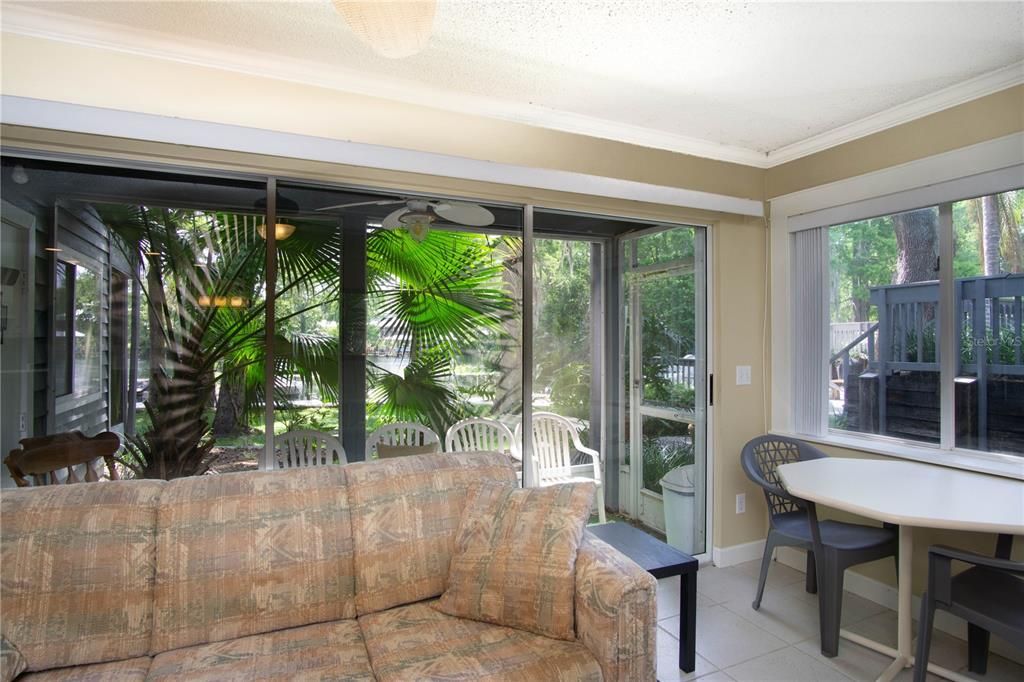 For Sale: $249,500 (1 beds, 1 baths, 480 Square Feet)