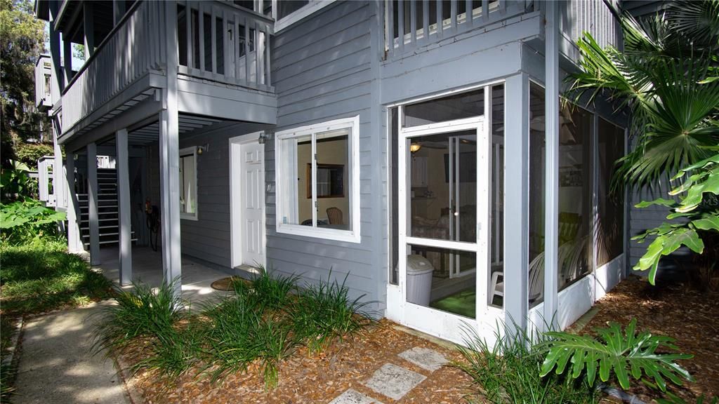 For Sale: $249,500 (1 beds, 1 baths, 480 Square Feet)