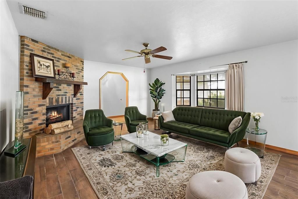 На продажу: $410,000 (3 спален, 2 ванн, 1522 Квадратных фут)