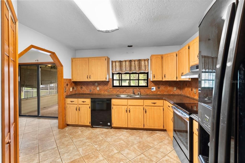 На продажу: $410,000 (3 спален, 2 ванн, 1522 Квадратных фут)