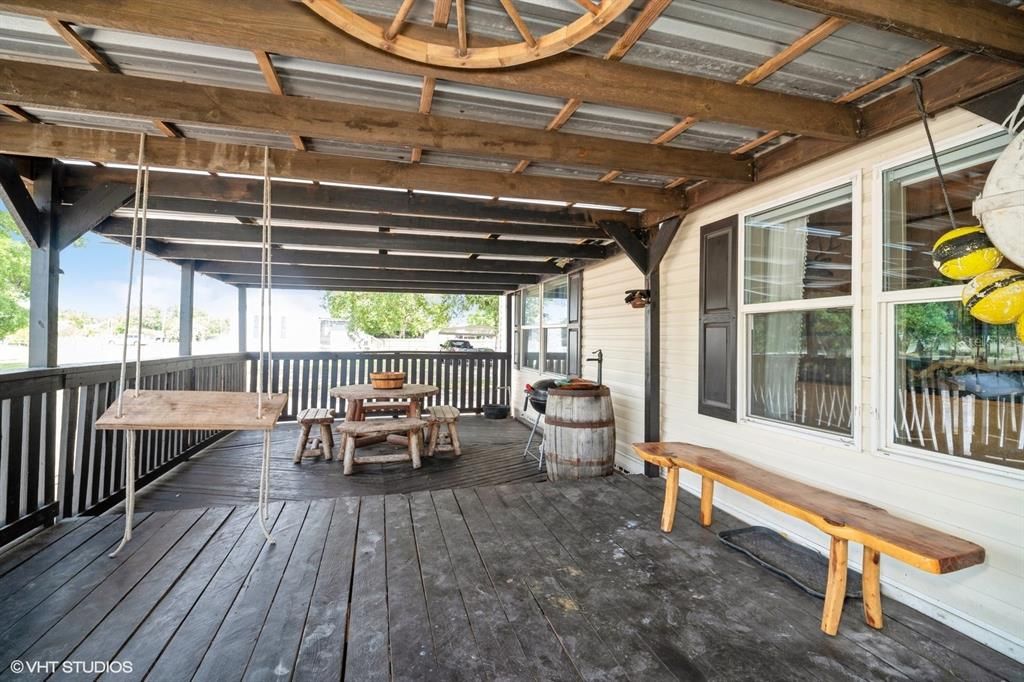 For Sale: $310,000 (4 beds, 2 baths, 1568 Square Feet)