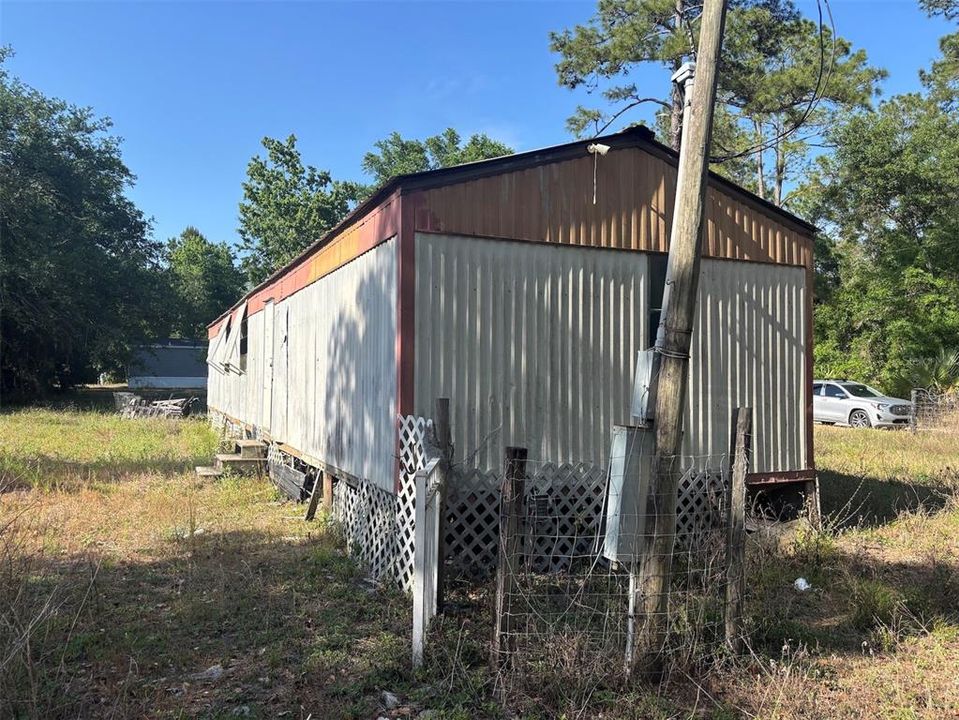 Недавно продано: $27,500 (2 спален, 2 ванн, 840 Квадратных фут)