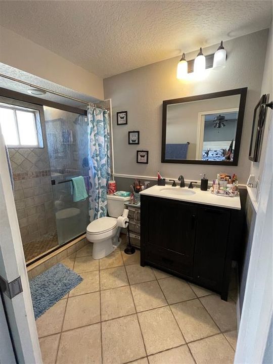 En Venta: $350,000 (4 camas, 2 baños, 2198 Pies cuadrados)