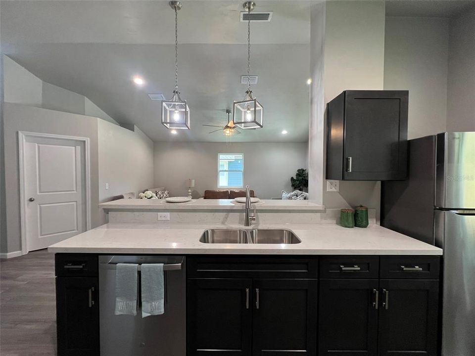 For Sale: $245,000 (3 beds, 2 baths, 1200 Square Feet)