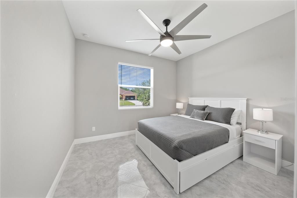Activo con contrato: $439,900 (3 camas, 2 baños, 1725 Pies cuadrados)