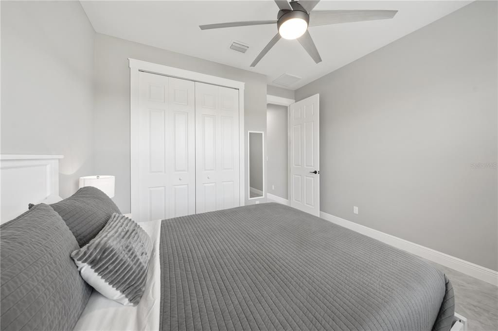 Activo con contrato: $439,900 (3 camas, 2 baños, 1725 Pies cuadrados)