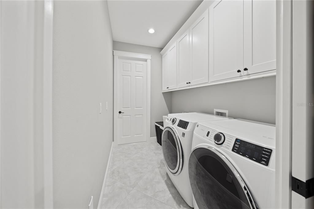 Activo con contrato: $439,900 (3 camas, 2 baños, 1725 Pies cuadrados)