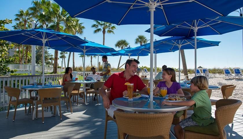 For Sale: $550,000 (2 beds, 2 baths, 835 Square Feet)