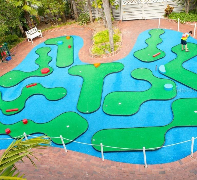 For Sale: $550,000 (2 beds, 2 baths, 835 Square Feet)