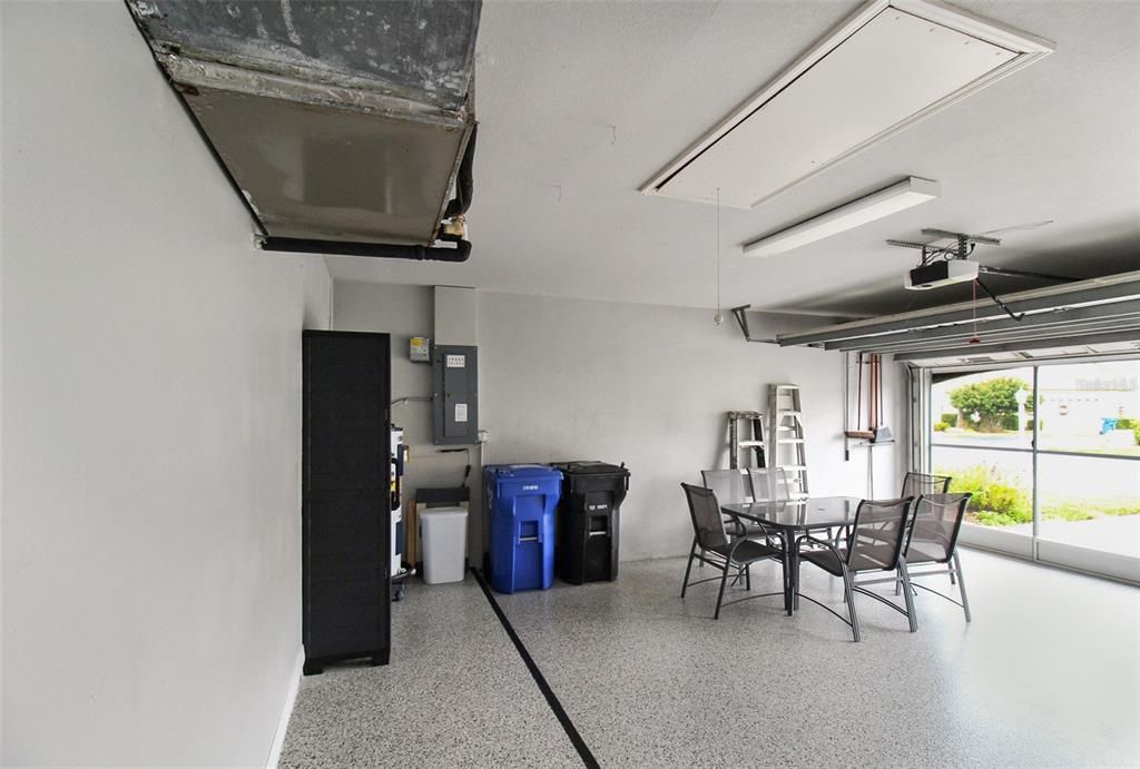 For Rent: $5,500 (2 beds, 2 baths, 1828 Square Feet)