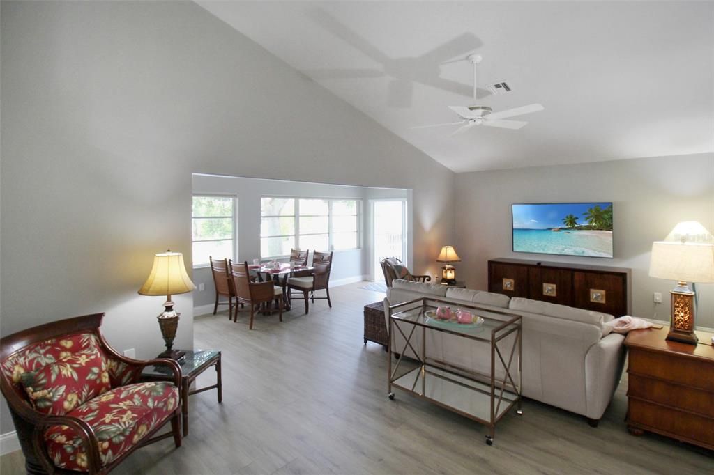 For Rent: $5,500 (2 beds, 2 baths, 1828 Square Feet)