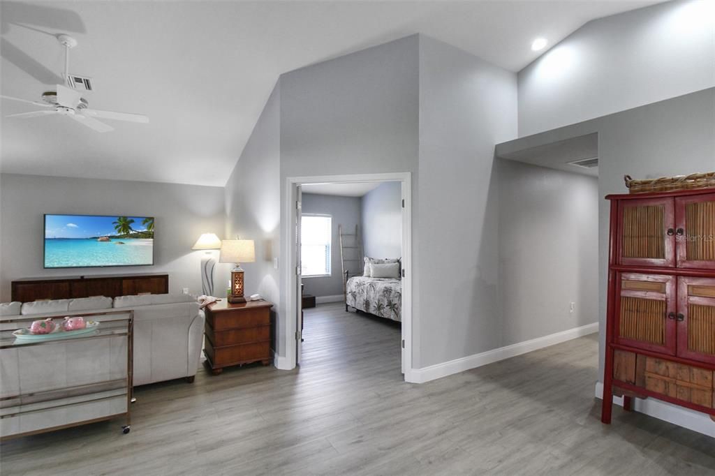 For Rent: $5,500 (2 beds, 2 baths, 1828 Square Feet)