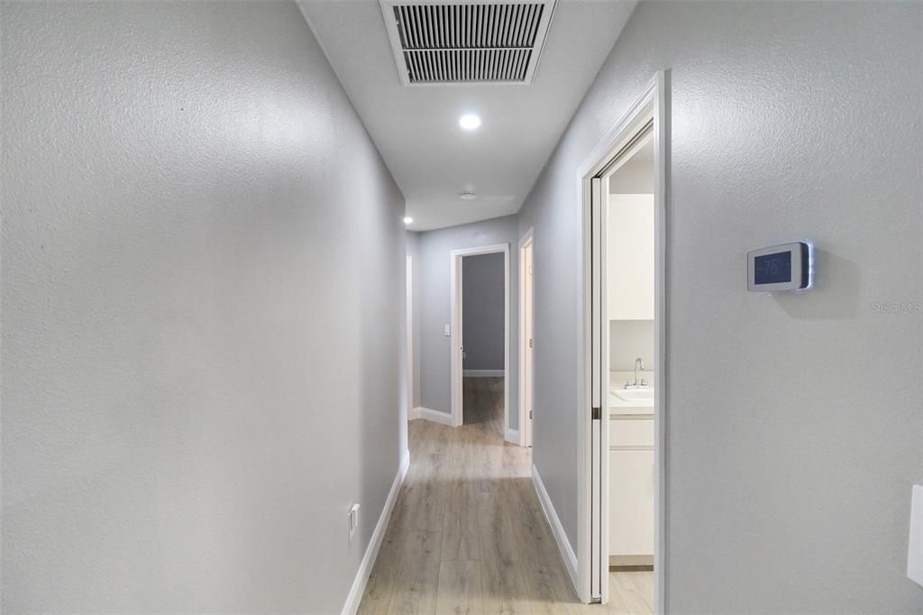 For Rent: $5,500 (2 beds, 2 baths, 1828 Square Feet)