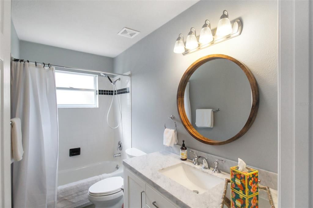 For Rent: $5,500 (2 beds, 2 baths, 1828 Square Feet)