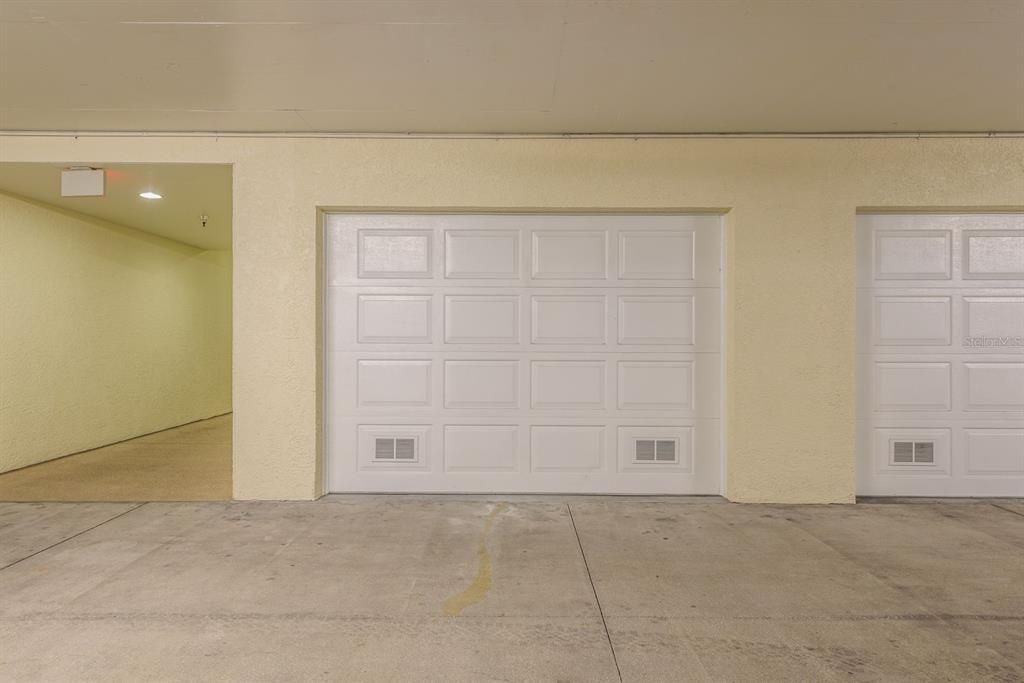 Active With Contract: $2,100,000 (3 beds, 3 baths, 2521 Square Feet)