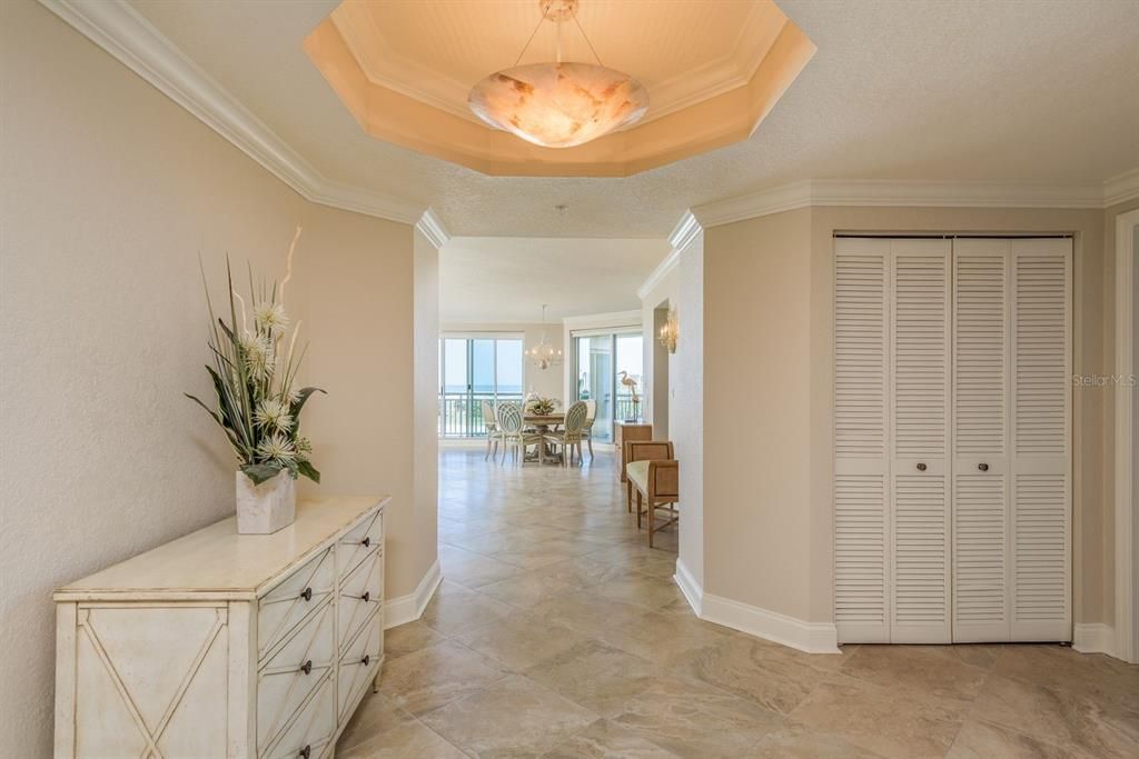 Active With Contract: $2,100,000 (3 beds, 3 baths, 2521 Square Feet)