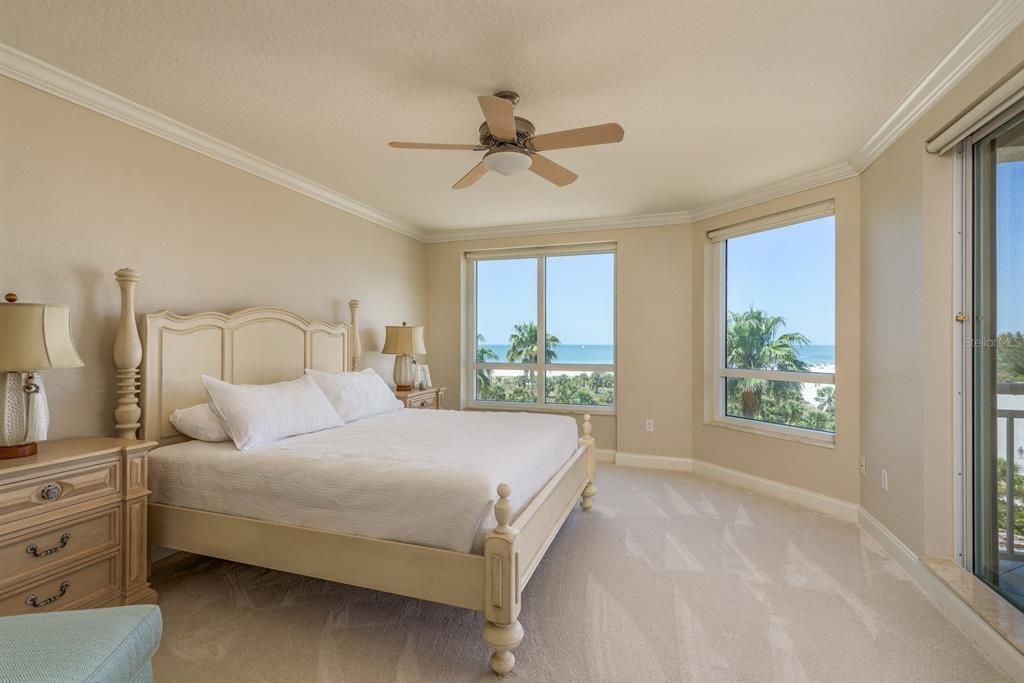 Active With Contract: $2,100,000 (3 beds, 3 baths, 2521 Square Feet)