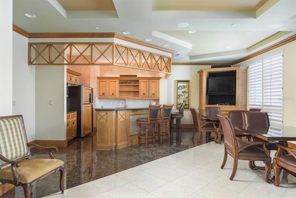 Active With Contract: $2,100,000 (3 beds, 3 baths, 2521 Square Feet)