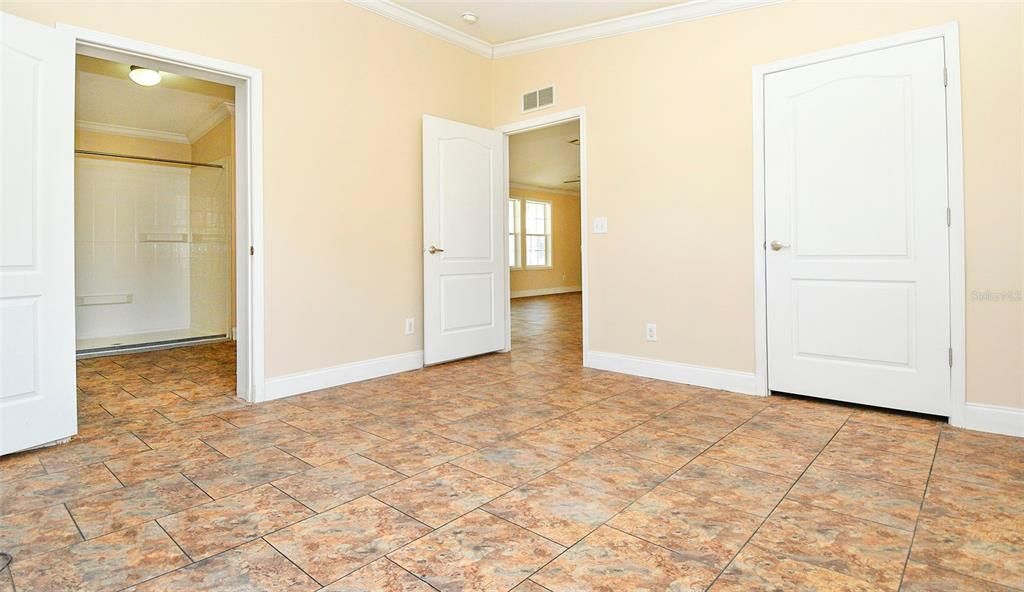 待售: $179,000 (2 贝兹, 2 浴室, 1512 平方英尺)