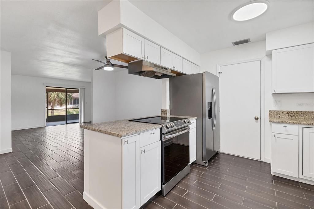 En Venta: $610,000 (4 camas, 0 baños, 2318 Pies cuadrados)