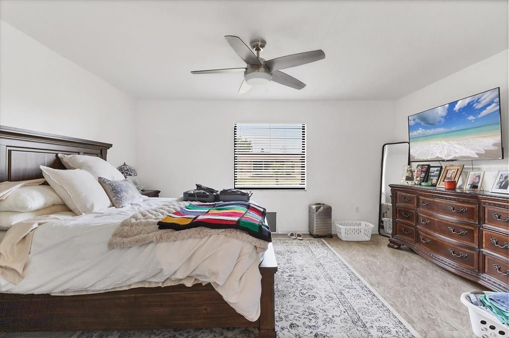 En Venta: $610,000 (4 camas, 0 baños, 2318 Pies cuadrados)