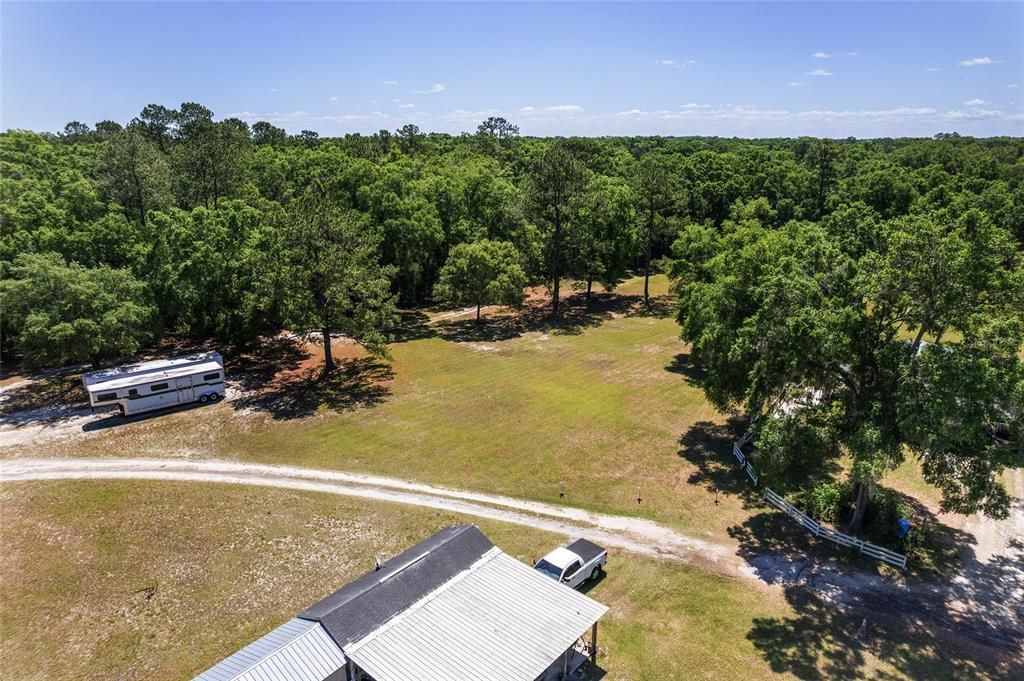 待售: $800,000 (6.00 acres)