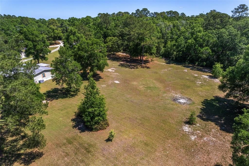 待售: $800,000 (6.00 acres)