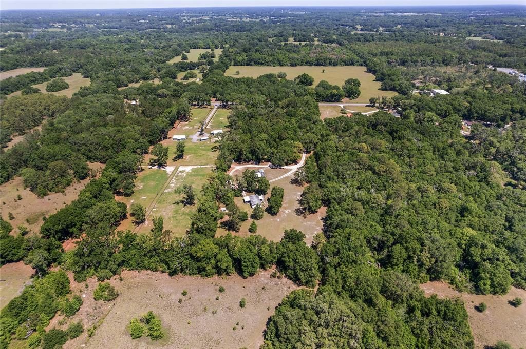 待售: $800,000 (6.00 acres)