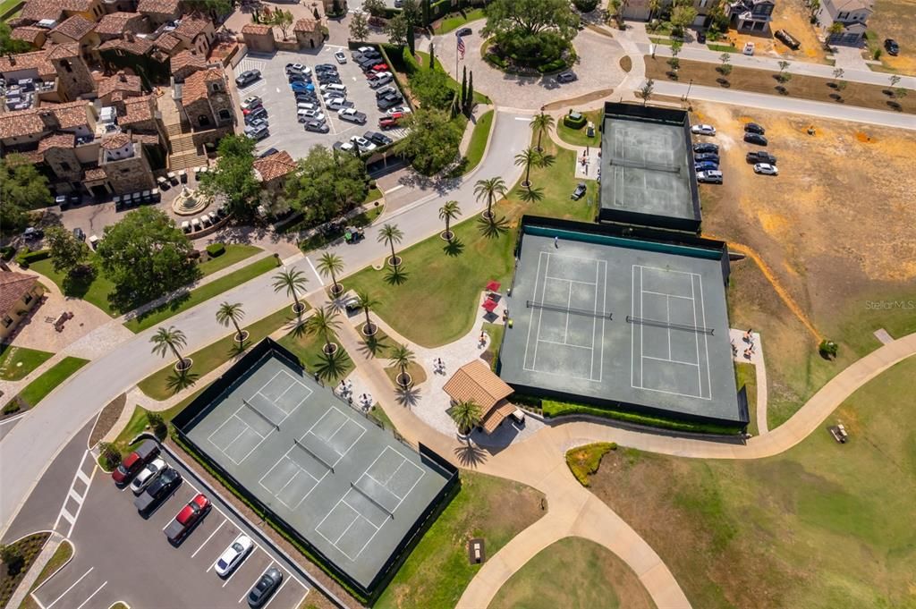 待售: $1,175,000 (1.25 acres)