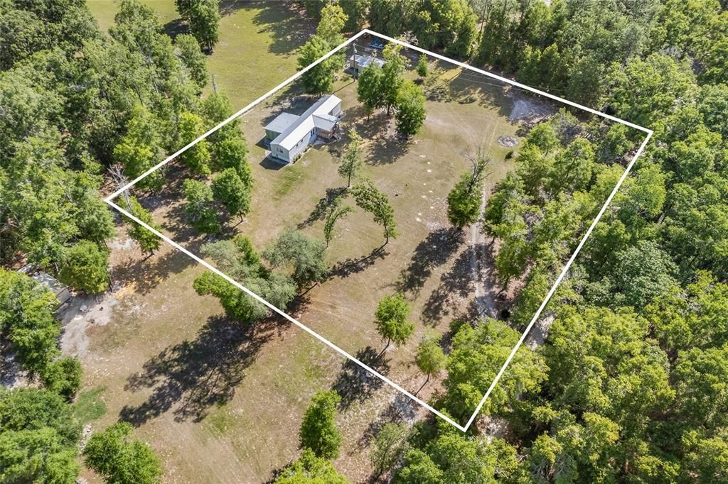 最近售出: $185,000 (3 贝兹, 2 浴室, 1216 平方英尺)