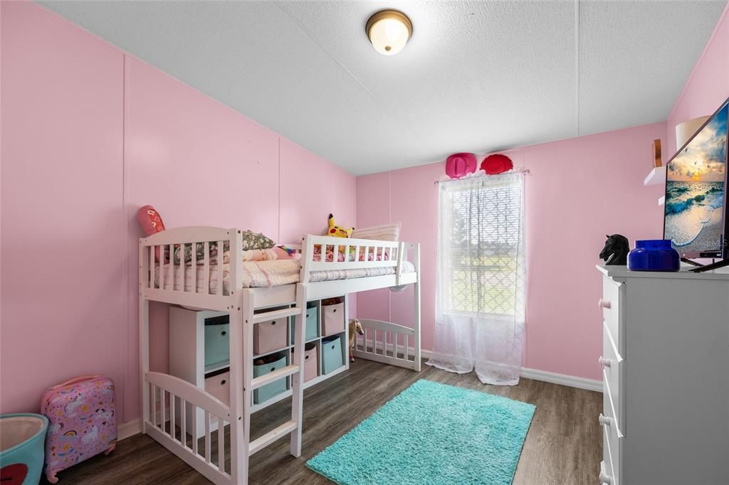 For Sale: $399,000 (3 beds, 2 baths, 1296 Square Feet)