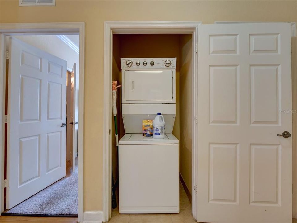 Active With Contract: $205,000 (3 beds, 2 baths, 1244 Square Feet)