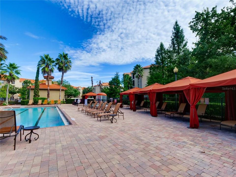 Active With Contract: $205,000 (3 beds, 2 baths, 1244 Square Feet)