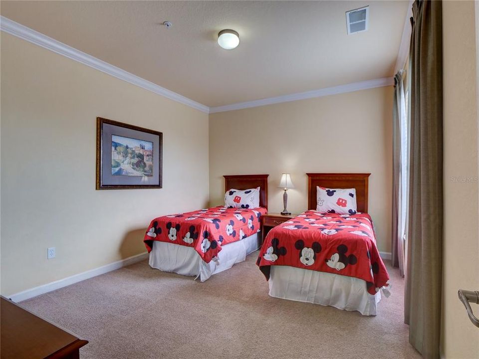 Active With Contract: $205,000 (3 beds, 2 baths, 1244 Square Feet)