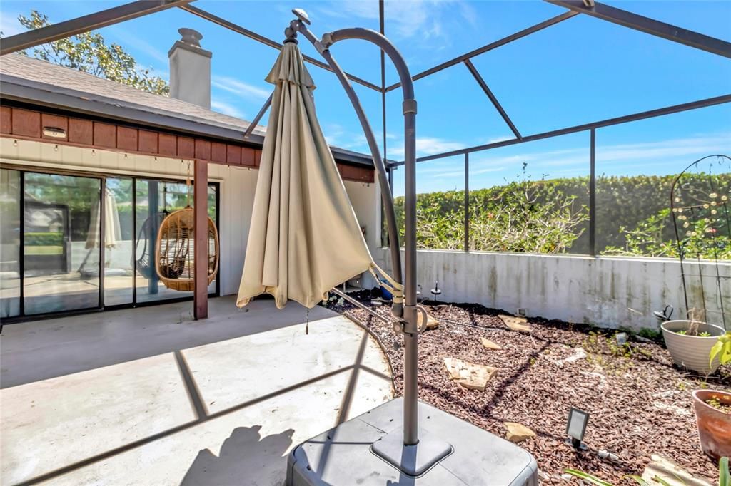 待售: $239,000 (2 贝兹, 2 浴室, 1177 平方英尺)