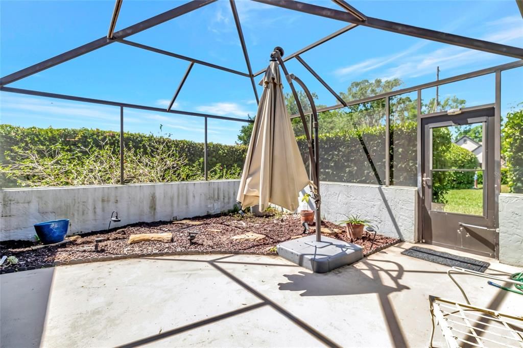 待售: $239,000 (2 贝兹, 2 浴室, 1177 平方英尺)