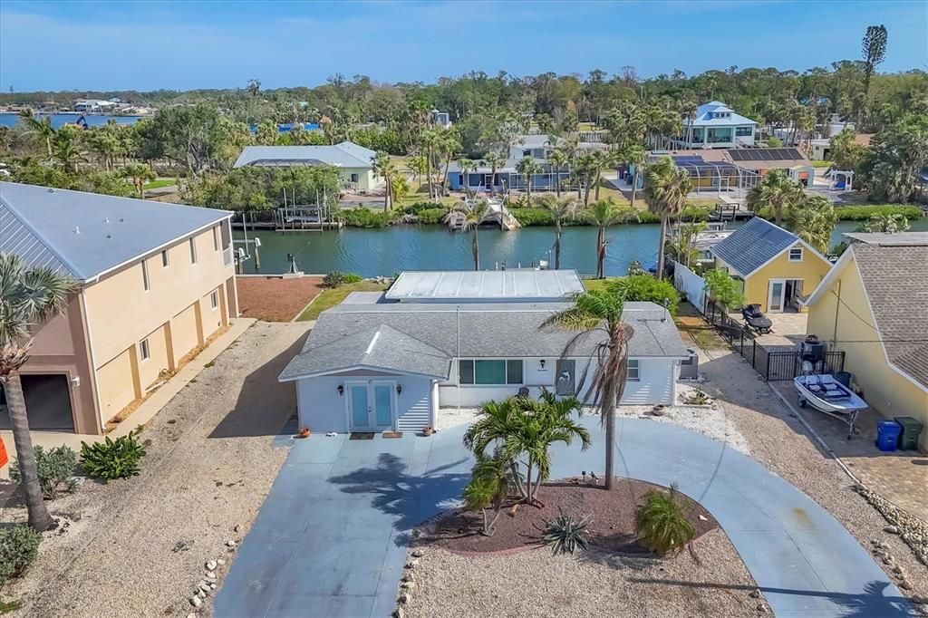 最近售出: $420,000 (3 贝兹, 2 浴室, 1328 平方英尺)