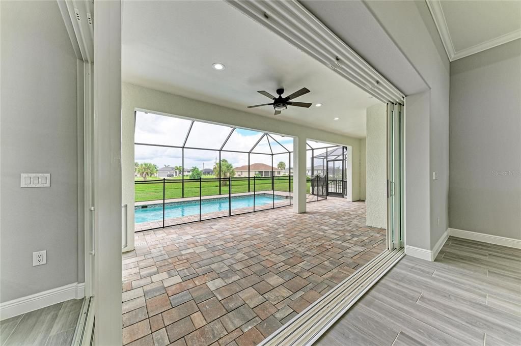 Active With Contract: $569,000 (3 beds, 2 baths, 2170 Square Feet)