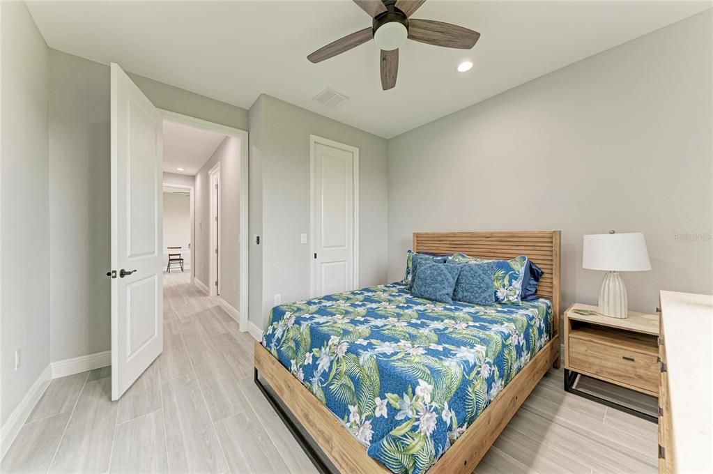 Active With Contract: $569,000 (3 beds, 2 baths, 2170 Square Feet)