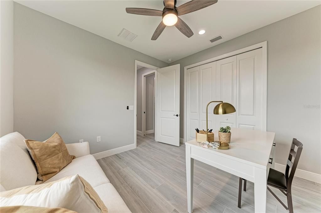 Active With Contract: $569,000 (3 beds, 2 baths, 2170 Square Feet)