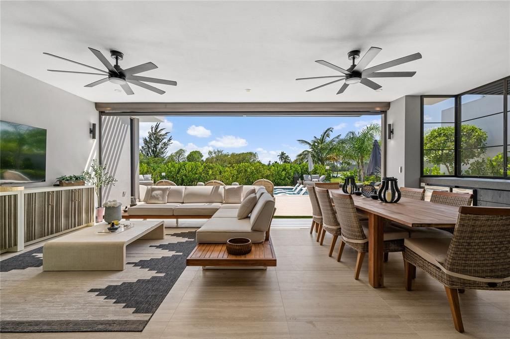 待售: $5,699,000 (3 贝兹, 3 浴室, 2400 平方英尺)